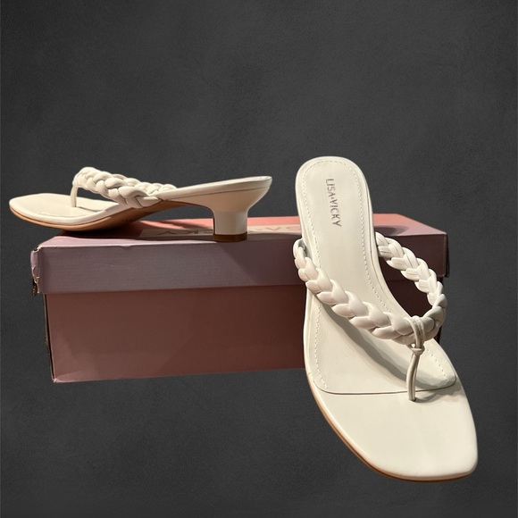 Lisa Vicky Beauty-V White Braided Kitten Heel‎ Sandals – Size 8M - Picture 5 of 11
